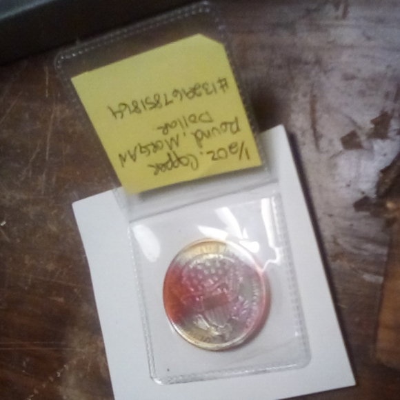 ✨Morgan Dollar Rainbow Toned 1/2 Ounce Copper Round✨ - Picture 8 of 9
